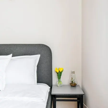 Creative 70s-inspired Center Parking * София