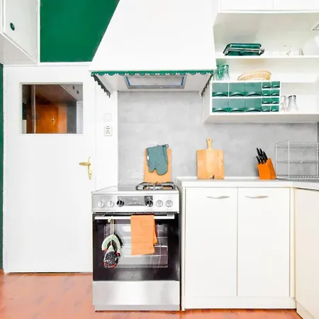 Apartamento Creative 70s-inspired Center Parking