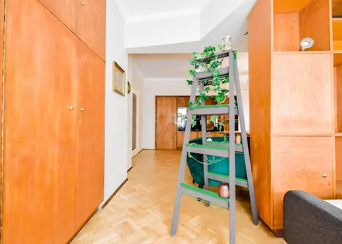 Creative 70s-inspired Center Parking Apartamento *