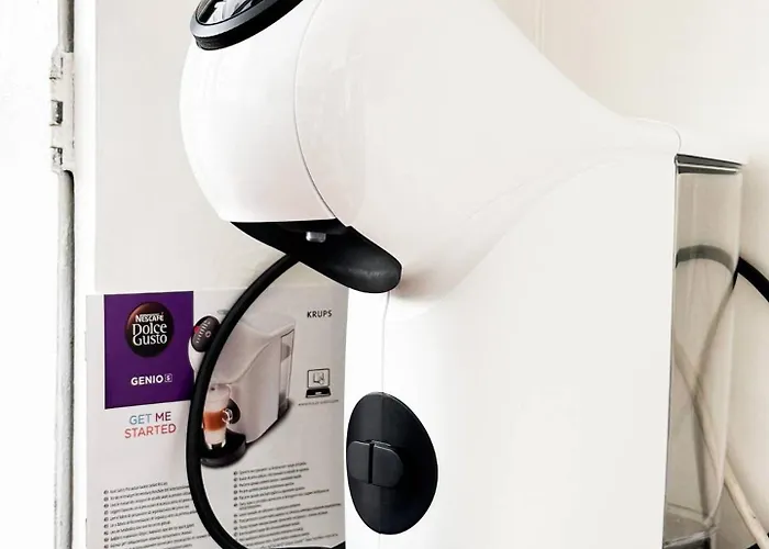 Creative 70s-inspired Center Parking Apartamento Sófia