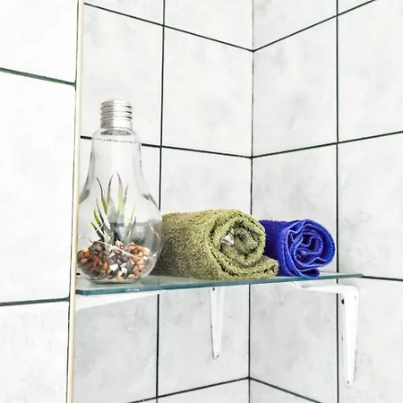 Creative 70s-inspired Center Parking *